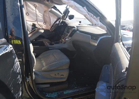 2015 Chevrolet Suburban 1500 Lt z USA, uszkodzony, nr VIN 1GNSCJKC7FR561689